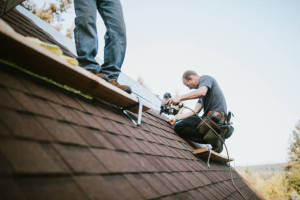 Local Roofers in N S T L, MS
